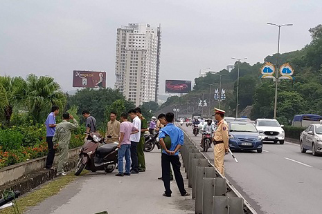 Người phụ nữ có nhóm máu hiếm bị đâm gục ở cầu Bãi Cháy đã tử vong