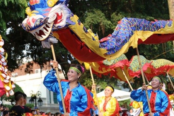 Hanoi's liberation to be commemorated by Dragon Dance Festival 2019