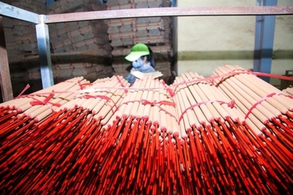 India’s import quotas harm Vietnamese incense firms