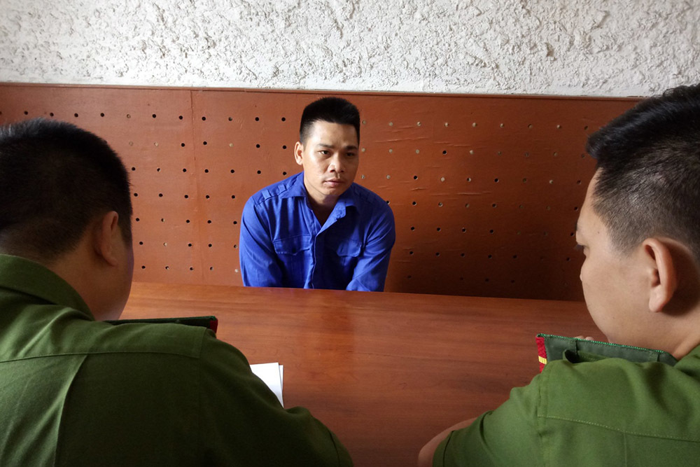Khởi tố gã trai đâm chết người phụ nữ trên cầu Bãi Cháy