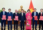Trao quyết định bổ nhiệm 6 đại sứ nhiệm kỳ 2019-2022