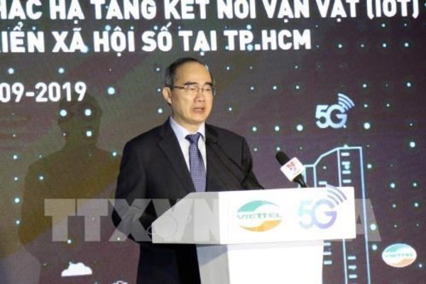 HCM City becomes first locality in Vietnam to get 5G service