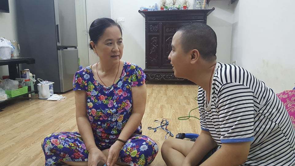 Chàng trai sống thực vật, bệnh viện trả về lo hậu sự bỗng tỉnh dậy sau 3 năm