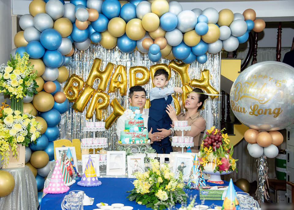 Nhật Kim Anh cùng chồng cũ tổ chức tiệc sinh nhật cho con trai