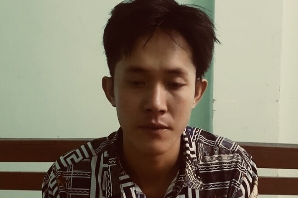 Ngủ lại nhà bạn gái mới quen, nam thanh niên bị bạn trai cũ đâm chết