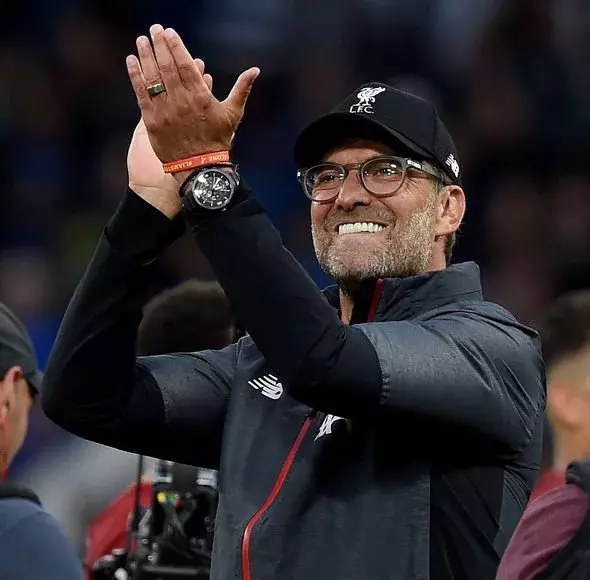 Liverpool thắng Chelsea, Klopp tinh quái dồn áp lực Pep, Man City