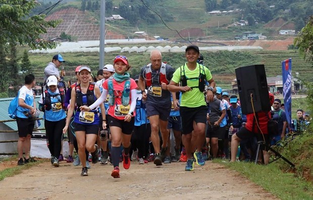 Nguyen Tien Hung wins Vietnam's biggest mountain race in Sa Pa