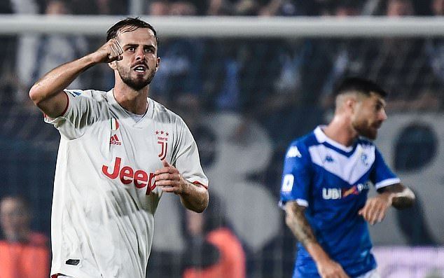 Vắng Ronaldo, Juventus lên đỉnh nhờ tuyệt phẩm của Pjanic