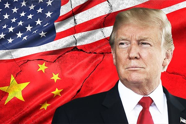 Ông Trump cạn đòn thương chiến, 'bóng' lại về chân TQ