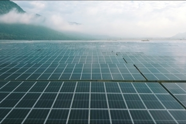 Vietnam's solar energy sector a magnet for foreign companies, funds