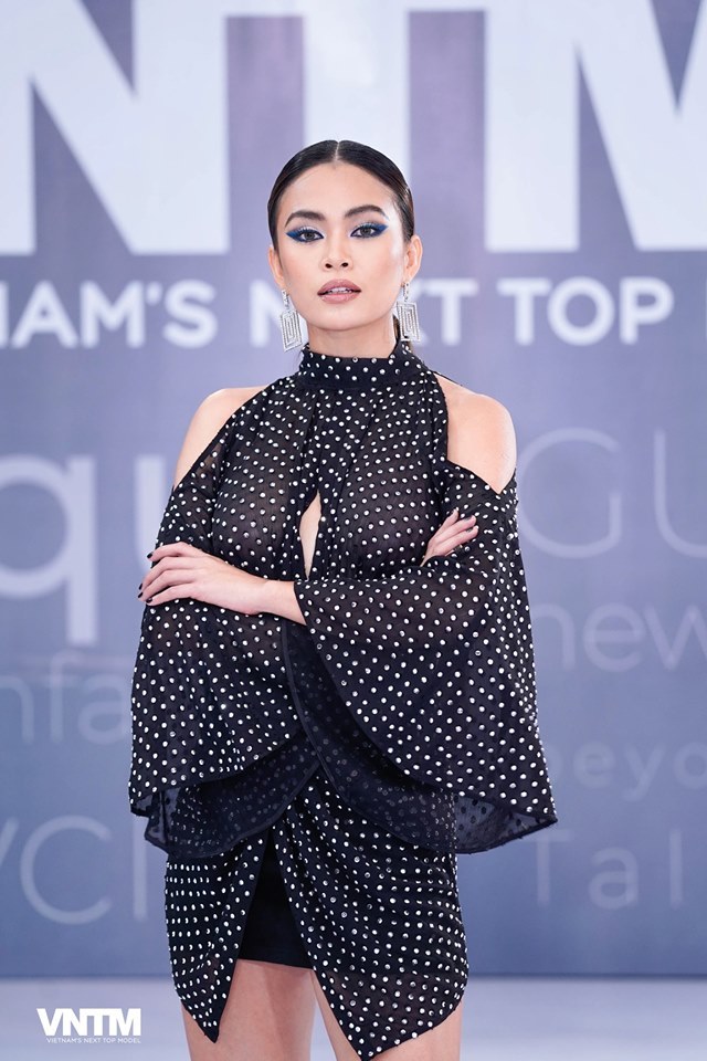 Giả gái, làm lố chứng tỏ độc, dị ở Vietnam's Next Top Model 2019