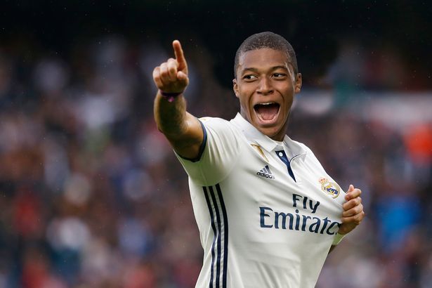 Kylian Mbappe sẽ 'phá luật' phòng thay đồ Real Madrid?