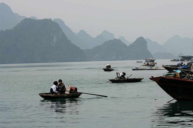 Những công trình bạn không thể bỏ qua khi đến Quảng Ninh