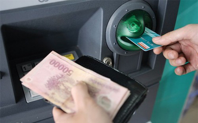 Vô cớ mất tiền từ thẻ ATM và những lưu ý nhất định phải biết