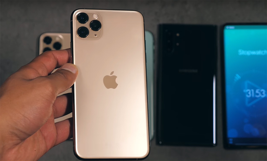 Đại chiến pin smartphone hàng đầu: iPhone 11 Pro Max thắng hay bại?