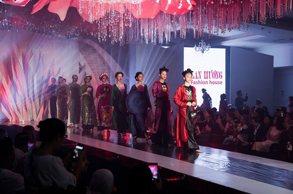 Int’l fashion, beauty event to kick off in Hanoi in December