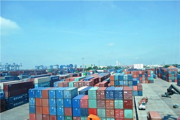 More than 9,200 scrap containers stuck at Vietnamese ports