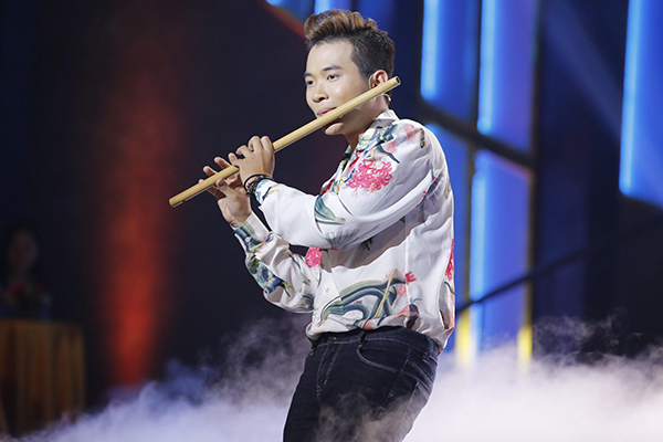Hot boy 9X và sứ mệnh gìn giữ giá trị nhạc dân tộc