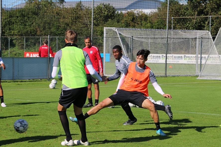 Đoàn Văn Hậu bật mí về cuộc sống tại SC Heerenveen