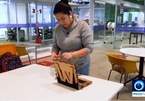 Nữ sinh chế tạo laptop gỗ, học sinh nghèo cũng có thể sử dụng
