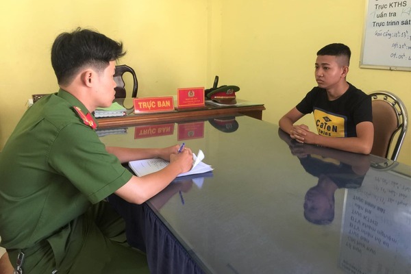 Bắt khẩn cấp đối tượng 17 tuổi chém dân phòng ở Đồng Nai