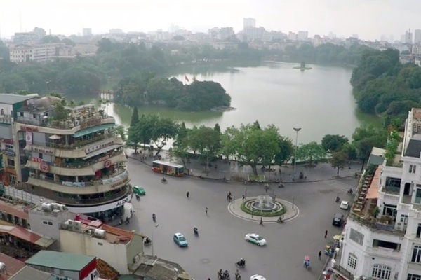 Hanoi considers vehicle ban, metro underground station near Hoan Kiem Lake