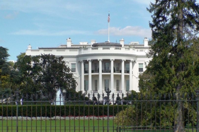 Hạ viện Mỹ chính thức gửi đơn yêu cầu Nhà Trắng hợp tác điều tra ông Trump