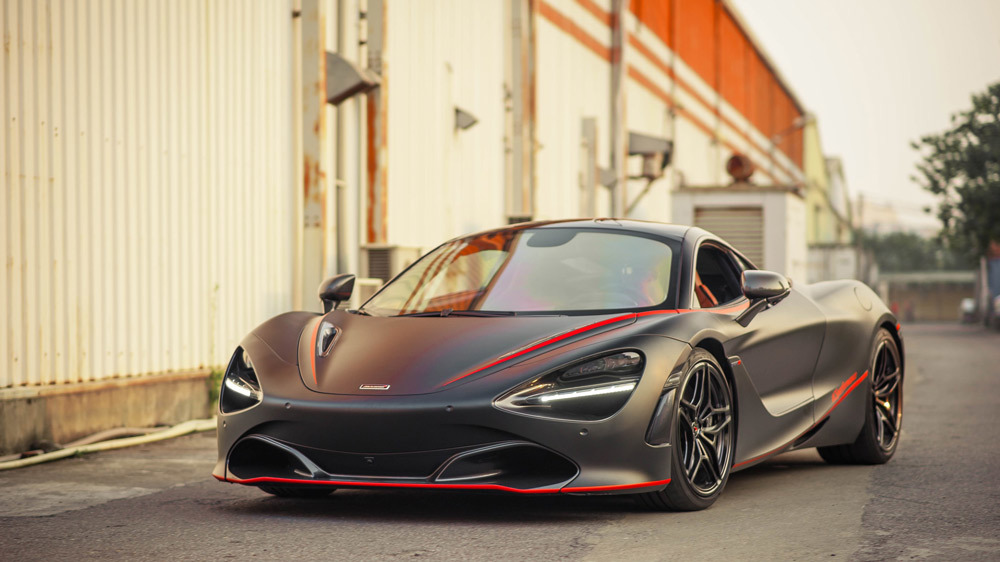 McLaren 720S đầu tiên về Việt Nam hạ giá bán 11 tỷ