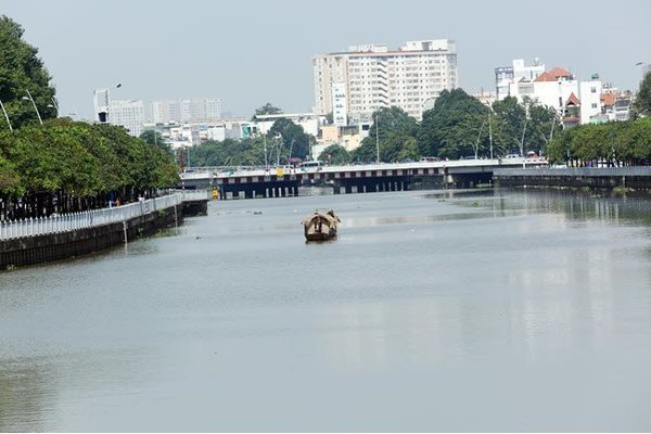Waterway identity in Saigon development