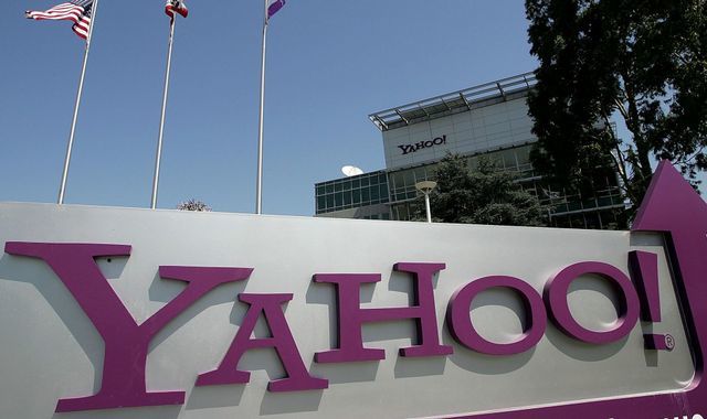 Cựu kỹ sư Yahoo đánh cắp ảnh sex của đồng nghiệp