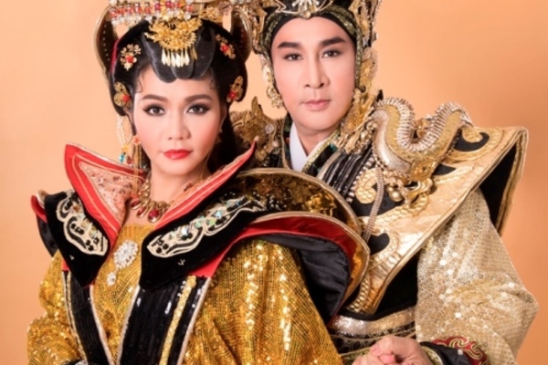 Liveshow Kim Tử Long phải chuyển địa điểm sau sự cố cháy cung Việt Xô
