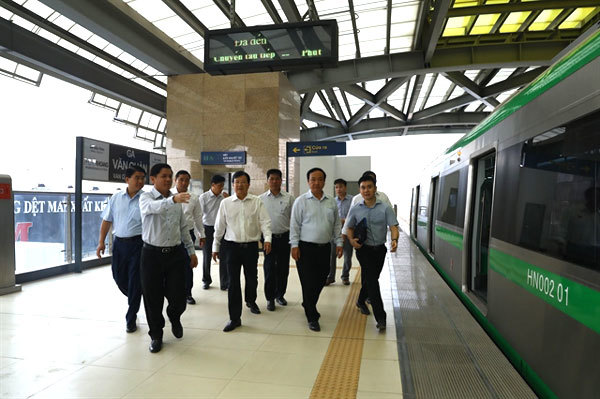 Cat Linh-Ha Dong railway must run this year: Deputy PM