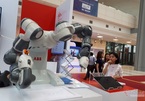 Nhà máy thông minh robot thay thế người, nói vậy thôi nhưng còn rất xa