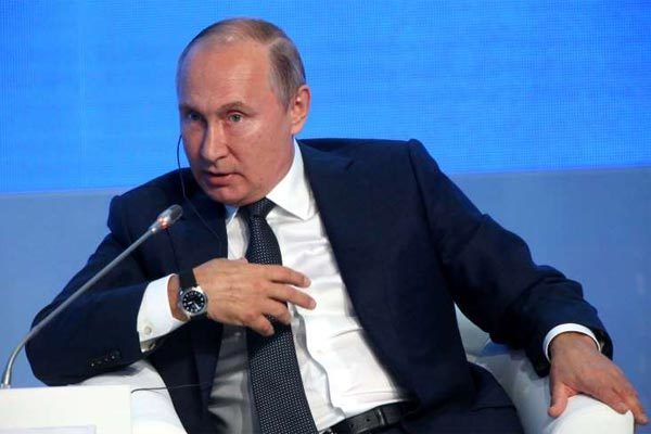 Putin 'bông đùa' sẽ can thiệp bầu cử Mỹ