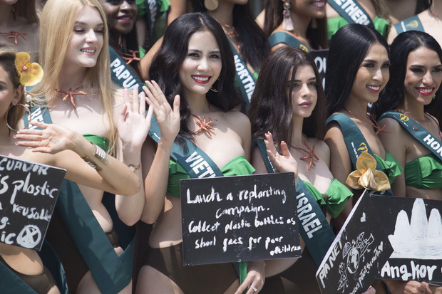 Đại diện Việt Nam nổi bật khi diện bikini bên dàn thí sinh Miss Earth 2019