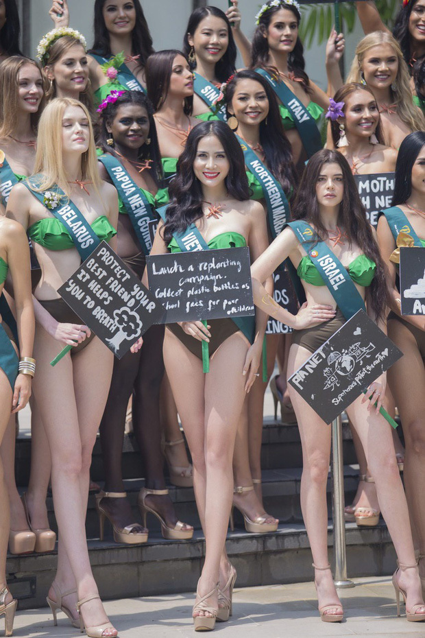 Đại diện Việt Nam nổi bật khi diện bikini bên dàn thí sinh Miss Earth 2019