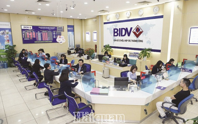 Foreign and Vietnamese banks in hot race