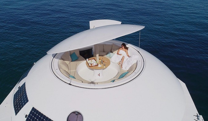 Phòng 'Điệp viên 007' nổi trên biển với tầm nhìn 360 độ