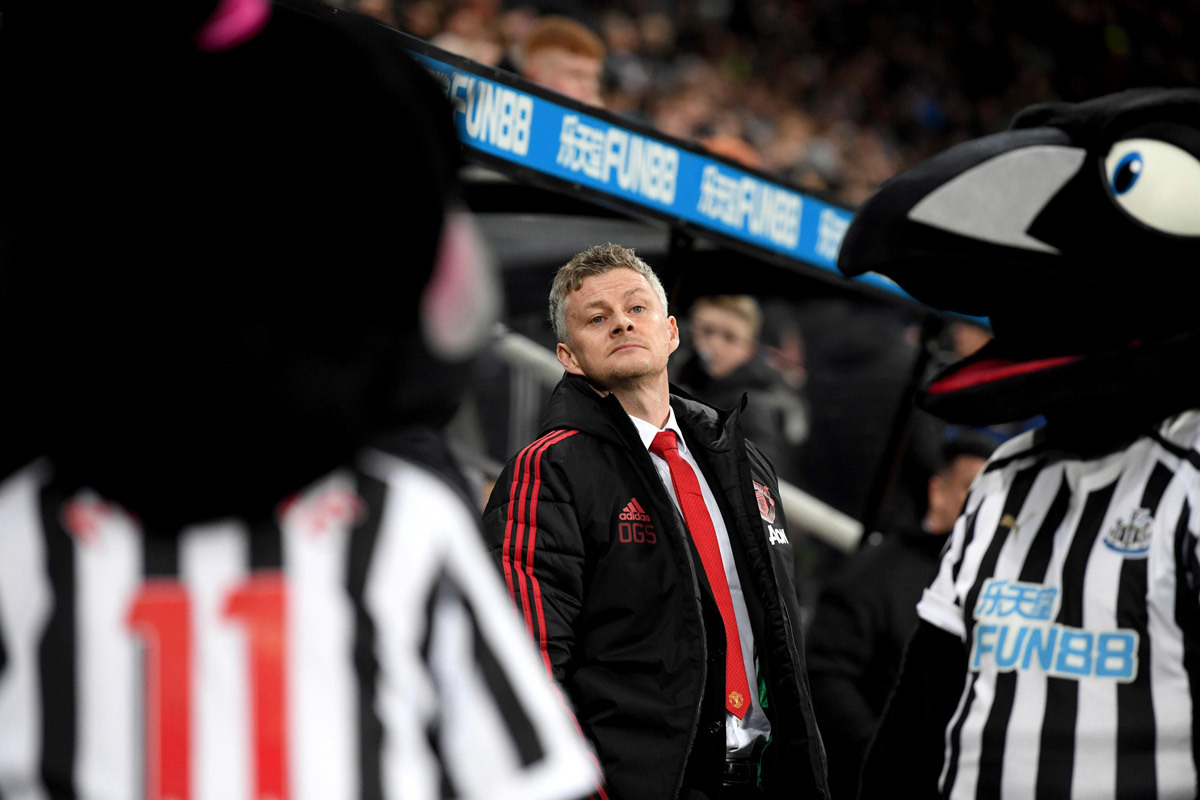 MU đấu Newcastle, ngày Solskjaer tự cứu mình...