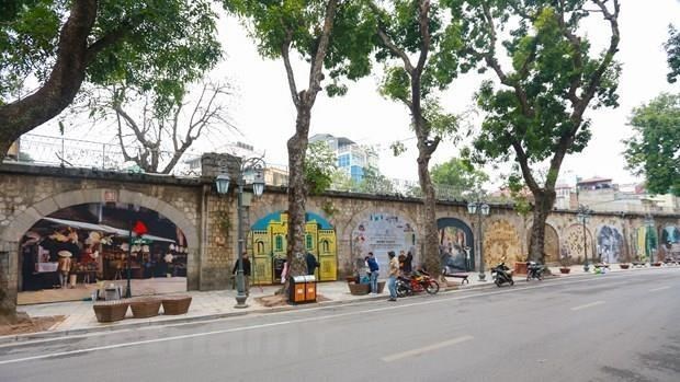 Hanoi’s Old Quarter hosts strings of events for Liberation Day celebration