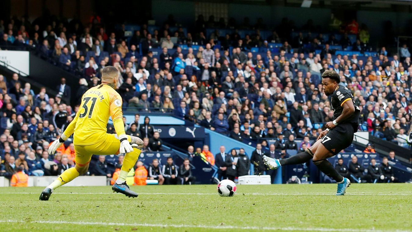 Wolves gây địa chấn đánh gục Man City