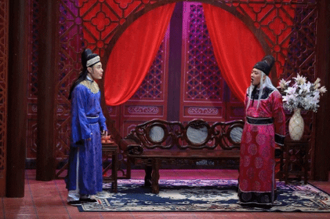 Lê Dương Bảo Lâm hóa thái giám, phong Trấn Thành làm Hoàng thái hậu