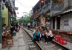 Railway cafes: Leave them open or closed?