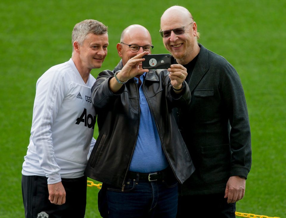 Được sếp MU ủng hộ, Solskjaer không lo 