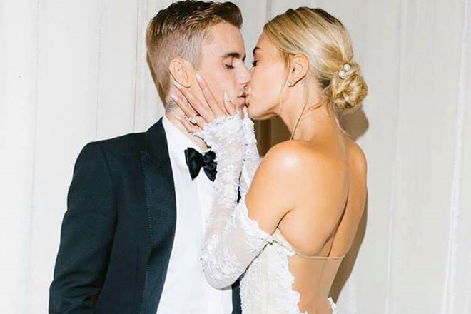 Justin Bieber và bà xã lần đầu khoe ảnh cưới ngọt ngào