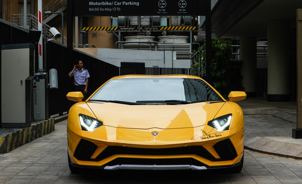 Lamborghini Aventador S duy nhất ở Việt Nam nâng cấp ngoại hình