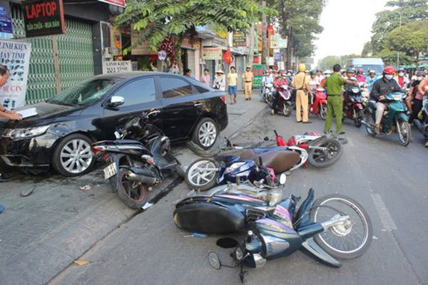 Vietnam deploys high-tech to catch traffic violators