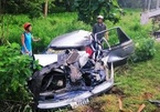 Xe 4 chỗ biến dạng sau tai nạn ở Đồng Nai, một phụ nữ thiệt mạng