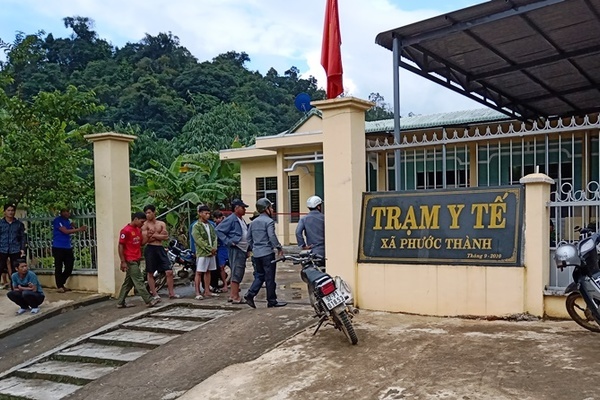 Sét đánh 1 người chết, 4 người bị thương ở Quảng Nam