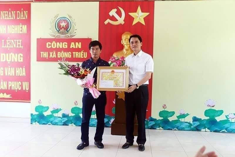 Quảng Ninh thưởng nóng tài xế húc ngã tên cướp có súng